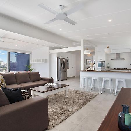 Villa Incredible Value - Perfect For Large Families Gold Coast Exterior foto
